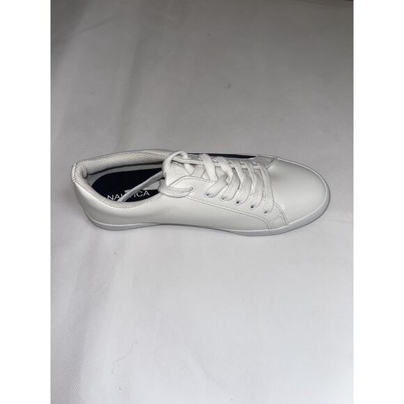Nautica Endesha Sz 8.5 Low Top Sneakers Shoe White Navy Women’s Fashion‎ NEW - Picture 8 of 10